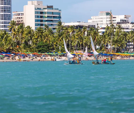 Fim de semana em Alagoas terá predominância de sol, mas com chuvas passageiras no Litoral