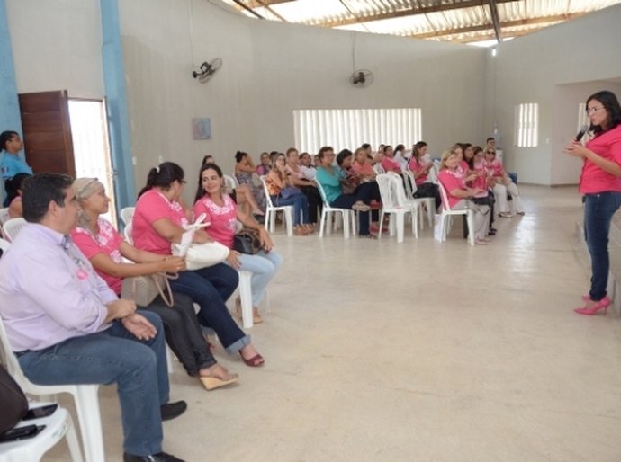 Outubro Rosa conscientiza servidoras no sistema prisional