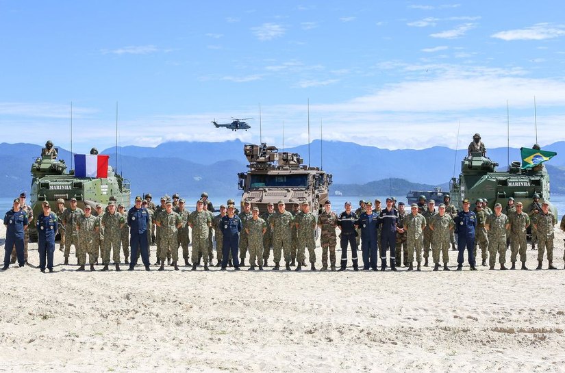 Marinha francesa realiza missão de formação no Brasil