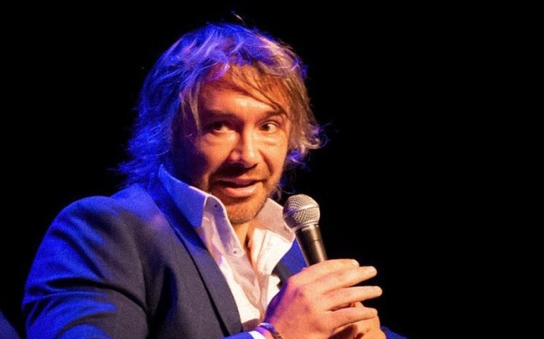 Lugano tem telefone furtado durante final da Copa do Brasil, mas consegue deter ladrão