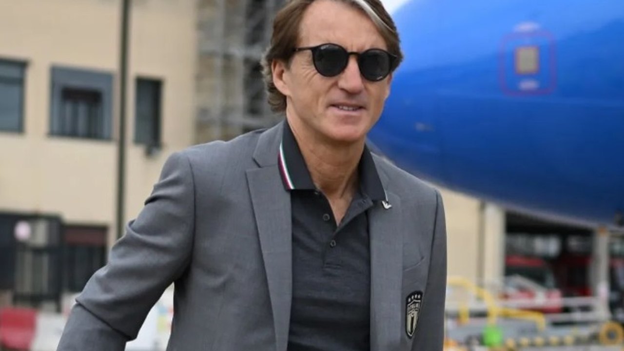 Mancini revela atrito com federação e se diz alvo de 'massacre' após deixar seleção italiana
