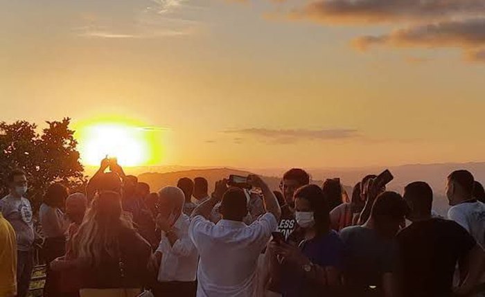 Momento do pôr do sol