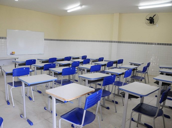 Escola Municipal Pedro Barbosa comemora seus dez anos de existência