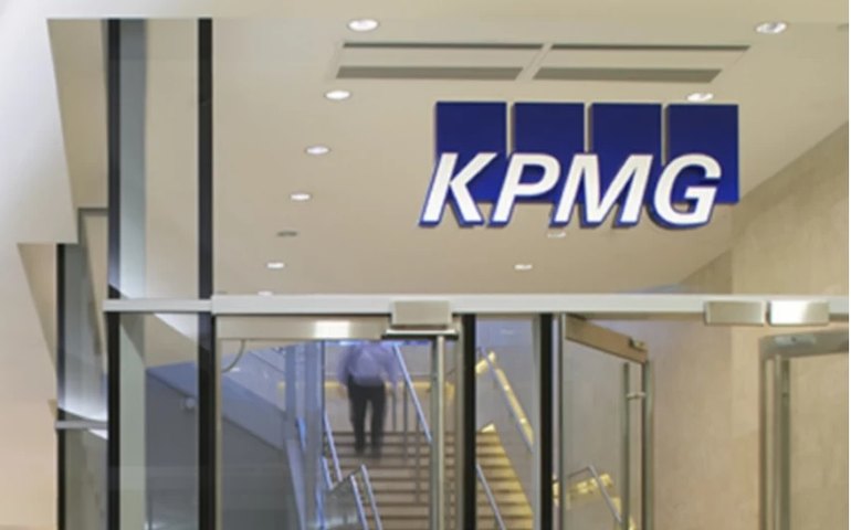 KPMG: CEOs vão investir em IA, mas temem mau uso e querem premiar quem deixa home office