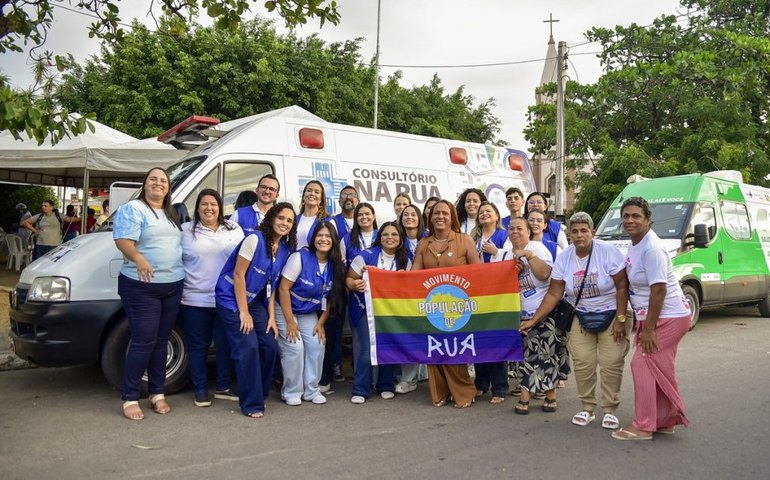 Arapiraca amplia acolhimento à população em situação de rua com nova unidade móvel