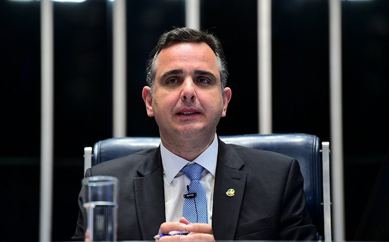 Pacheco convoca senadores ao plenário para votar a indicação de Galípolo ao BC