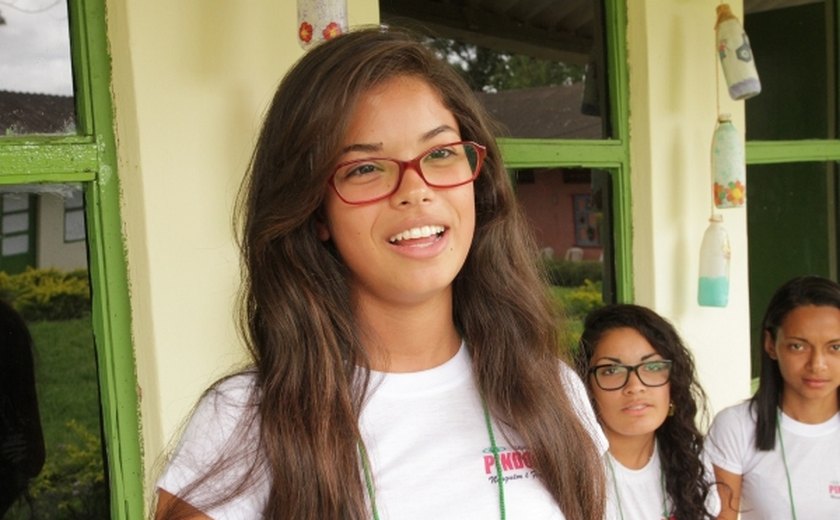 Parceria fornece experiência de 1º emprego a estudantes de Pindorama