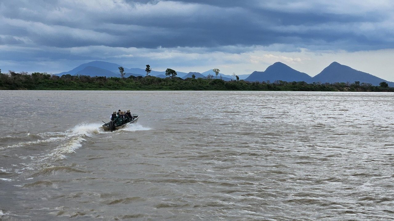 Conflito no Pantanal: empresas tentam expulsar ribeirinhos para abrir espaço para portos (VÍDEO)