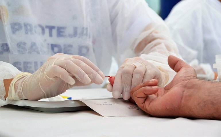 Posto de Atendimento da Sesau no Flexal começa a disponibilizar exames laboratoriais para os moradores