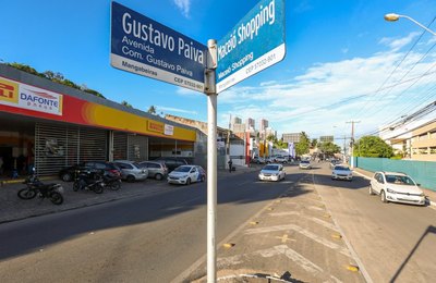 Trechos das Avenidas Gustavo Paiva e da Paz passam por intervenções de pavimentação