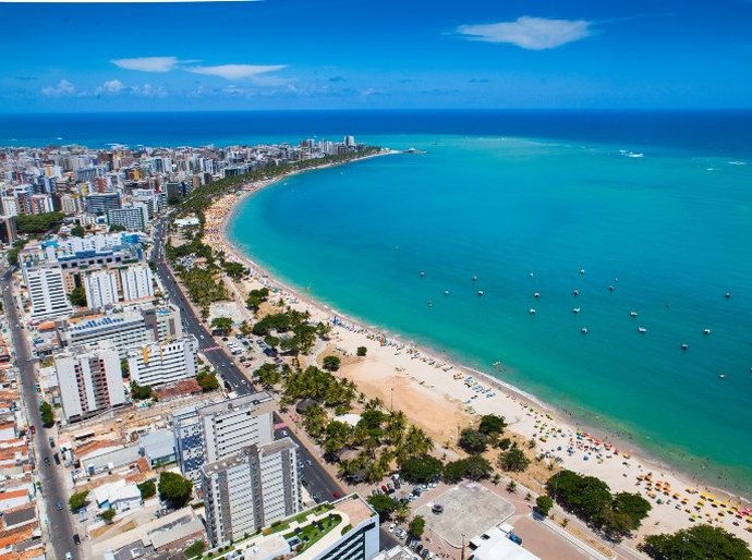 Maceió recebe dois prêmios do Flytour por destino mais vendido do Brasil