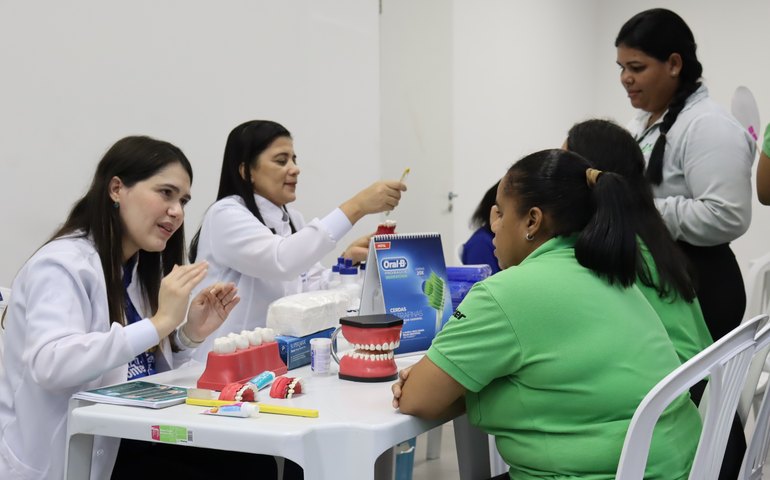 Sesc Saúde Empresa leva serviços de saúde para colaboradoras da Casa Vieira