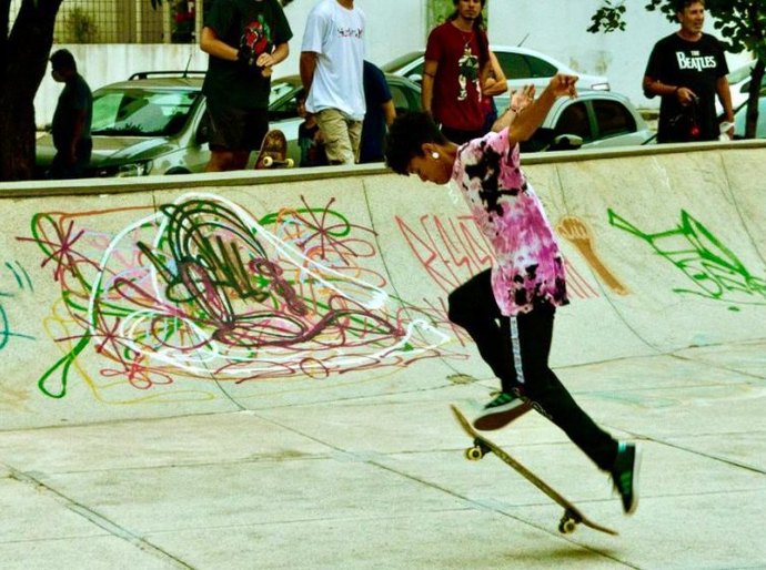 Dia Mundial do Skate é comemorado com ato na orla marítima de Maceió