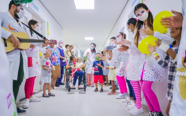 Sorriso de Plantão celebra aniversário com reconhecimento e novas publicações