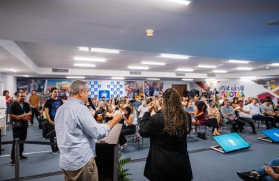 Em ato histórico, Governo de Alagoas nomeia 127 professores para Uneal