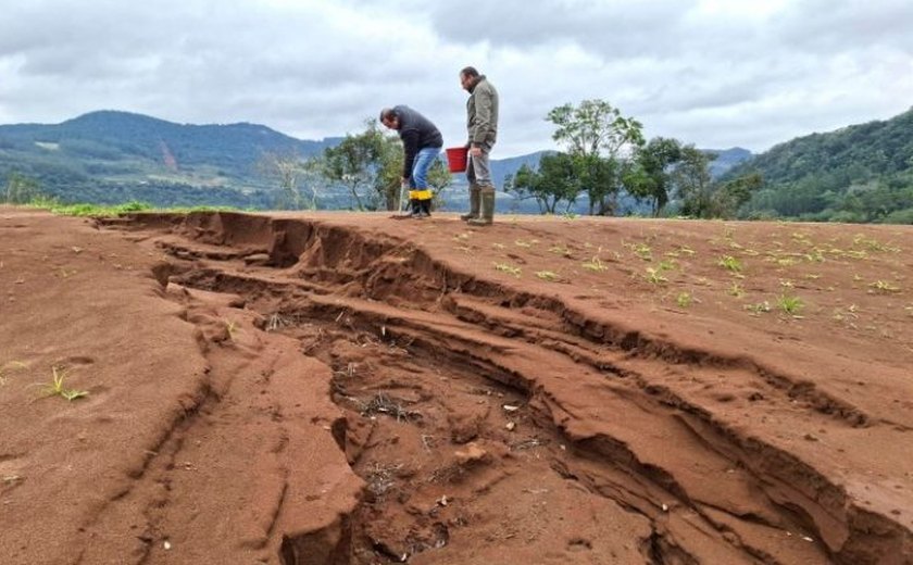 Lula veta projeto que prorrogava financiamento rural para atingidos por eventos climáticos