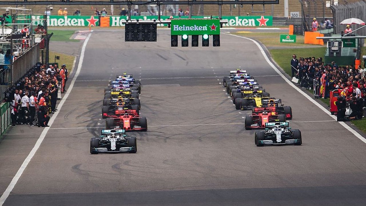 Fórmula 1 confirma GP da China fora do calendário de 2023 por covid-19