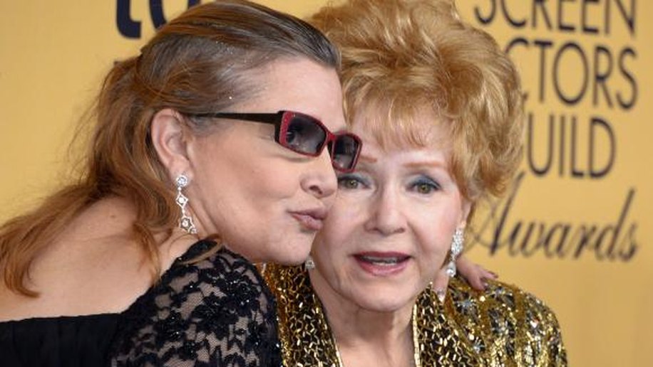 Morre Debbie Reynolds, 24h após morte da filha Carrie Fisher