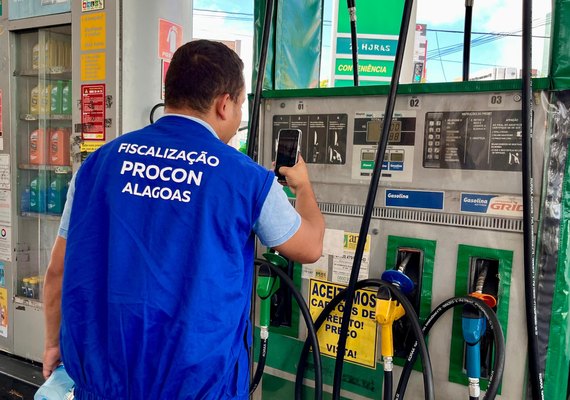 Procon Alagoas intensifica fiscalização em postos que não repassam redução de preço da gasolina
