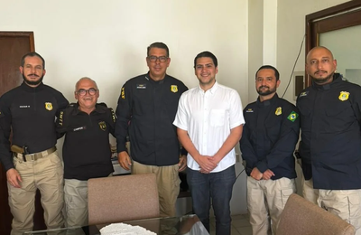 Prefeitura de Santana firma parceria com PRF para reforçar ações de fiscalização de animais na BR-316