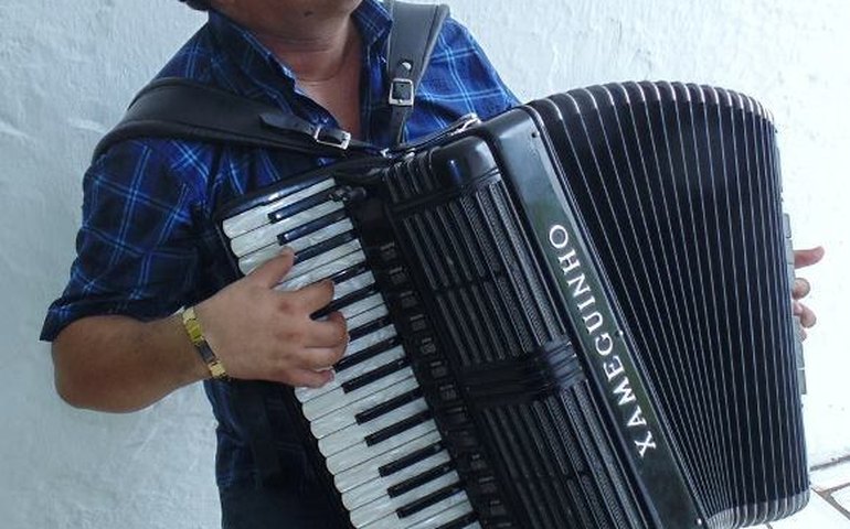 Xameguinho apresenta sua mistura nordestina no projeto ‘Teatro Deodoro é o Maior Barato’