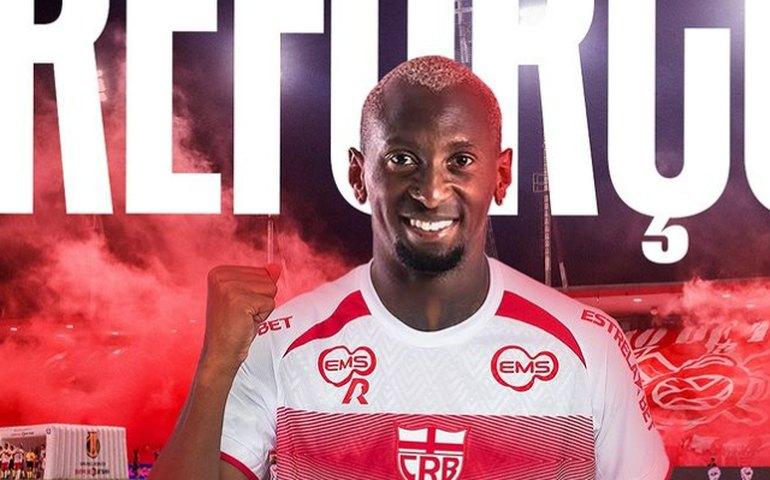 CRB anuncia volante Caio César como reforço para a temporada 2024