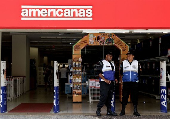 Justiça suspende pagamento a 1,3 mil credores das Lojas Americanas