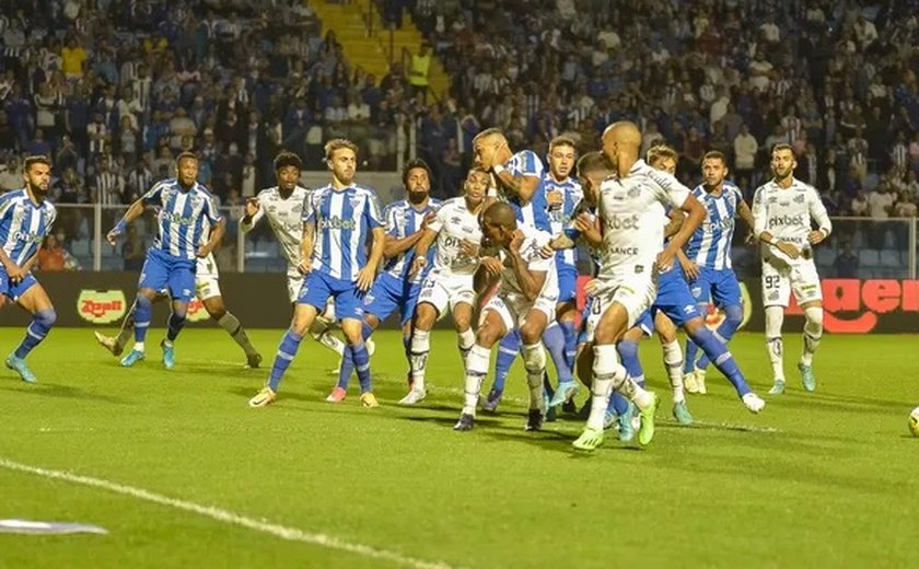 Setor ofensivo funciona e Uruguai ganha &#8216;duelo de Copa&#8217; diante do Canadá