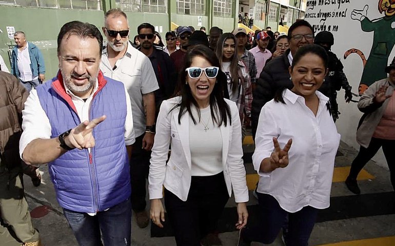 Equatorianos levam eleições presidenciais para segundo turno