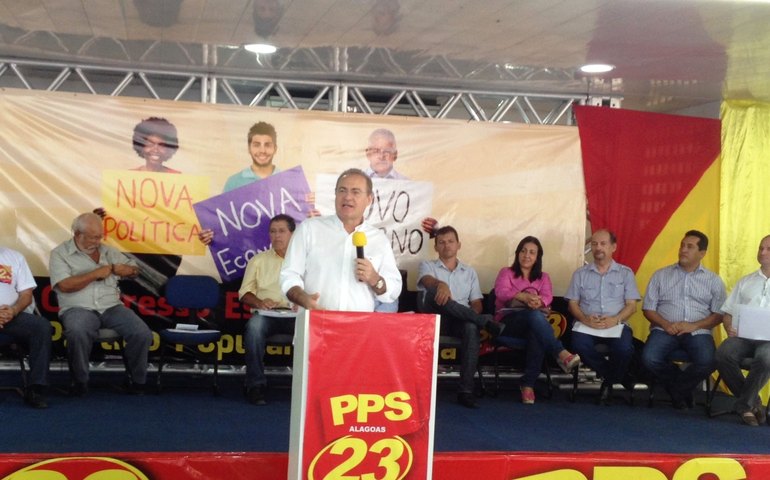 Renan prega união por Alagoas em congresso estadual do PPS