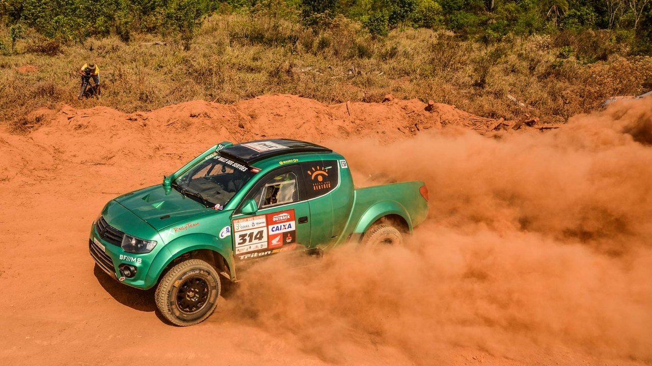 Navegador alagoano faz público vibrar no Rally dos Sertões
