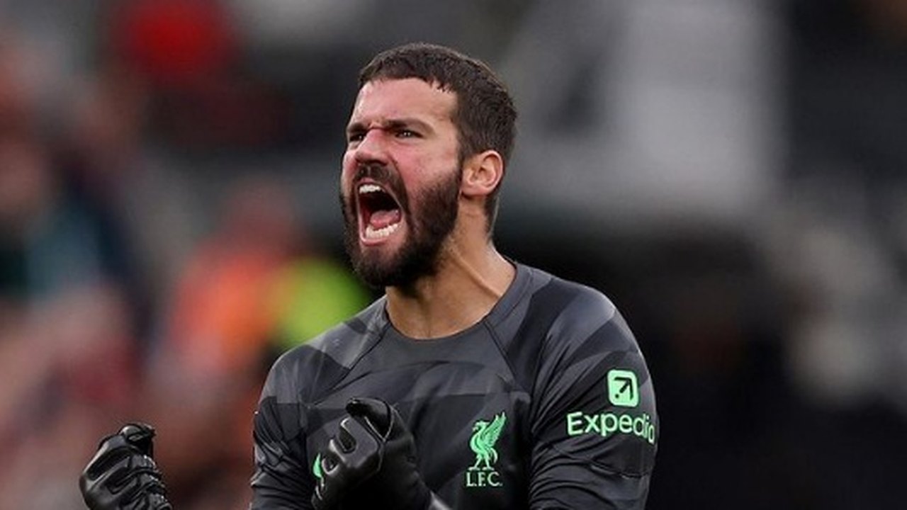 Alisson vê grupo competitivo e exalta nova geração da seleção: 'Talentosos por natureza'