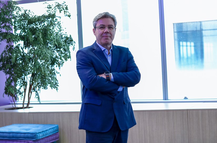 Sistemas autônomos de IA vão redefinir a arquitetura de receita no varejo, mas o divisor de águas está na governança humana