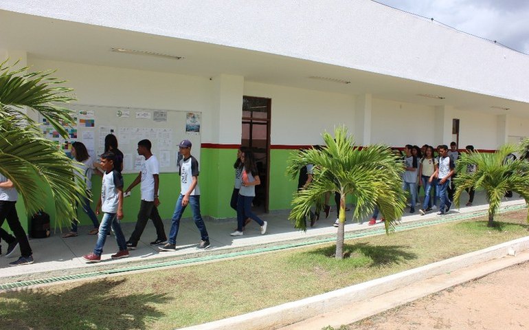 Ifal prorroga inscrições para seleção de cursos de nível superior do Campus Piranhas