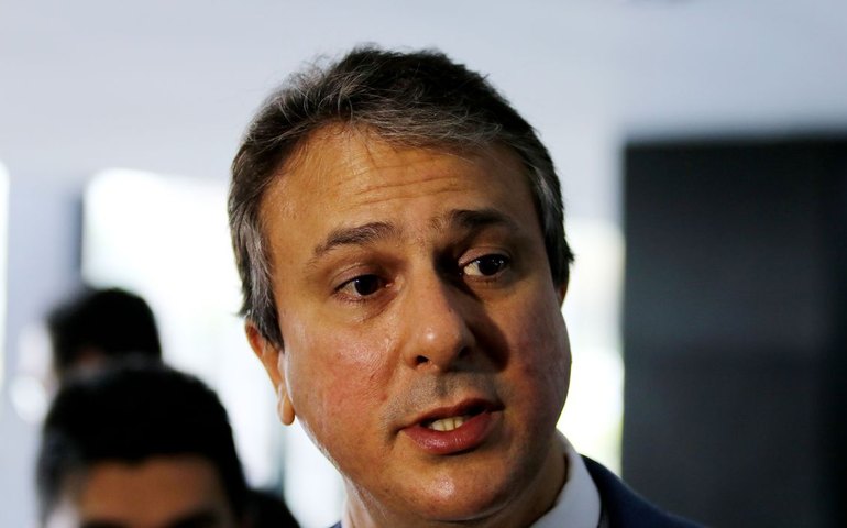 Governador Camilo Santana recusa convite para estar com Bolsonaro no Ceará