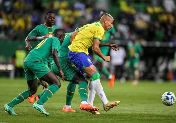 'Histórico': a euforia da imprensa senegalesa após vitória sobre o Brasil