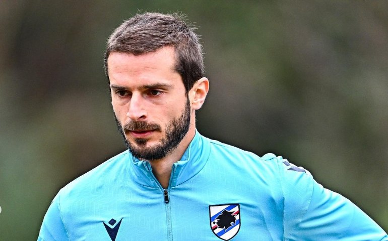 Ex-zagueiro da seleção grega morre aos 33 anos após acidente de moto