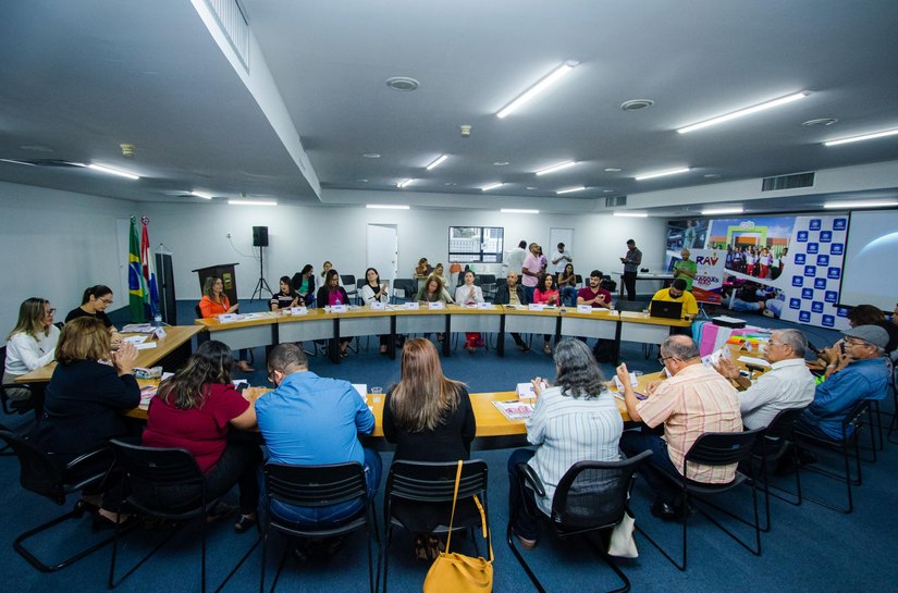 Comitê Gestor da Rede de Atenção às Violências faz roda de conversa focada no público LGBTQIAPN+