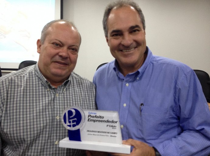 Messias ganha Prêmio Sebrae Prefeito Empreendedor pela segunda vez