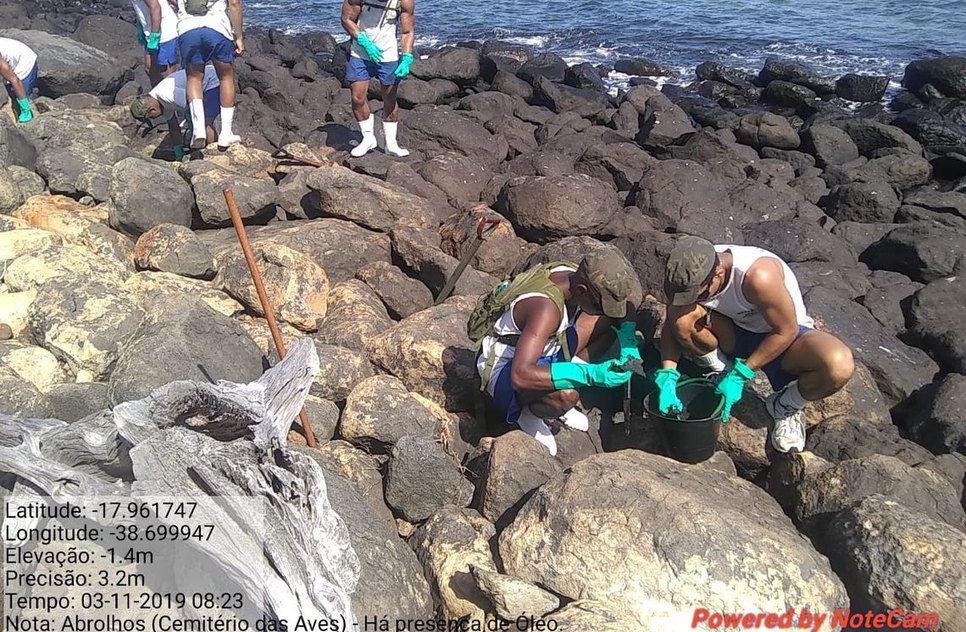 ABROLHOS / Foto: Marinha do Brasil