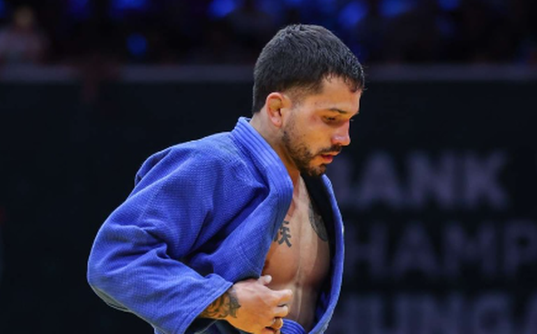 Daniel Cargnin festeja prata no Mundial de judô: 'Às vezes, é mais difícil que a Olimpíada'