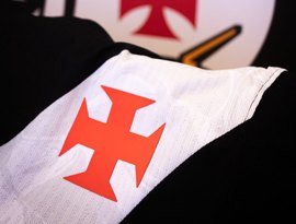 Vasco consegue virada heroica no fim e vence o Corinthians em São Januário