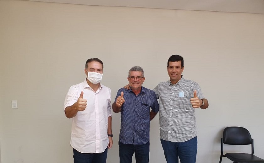 Igaci: Petrúcio Barbosa é recebido pelo Governador Renan Filho