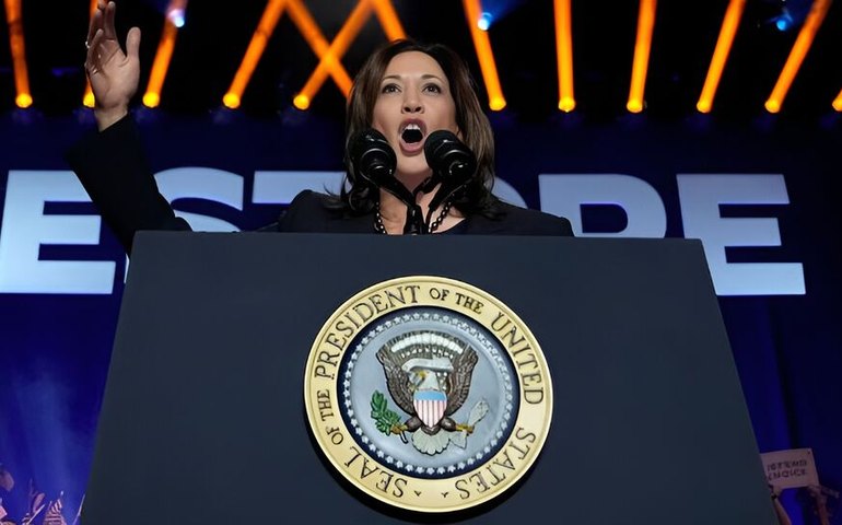Kamala Harris arrecada quase US$ 50 milhões após apoio dado por Biden