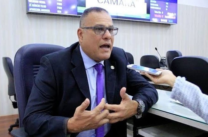 Para derrotar Renan Calheiros, Eduardo Canuto pede que Davi Davino retire candidatura ao Senado: “gesto de humildade”