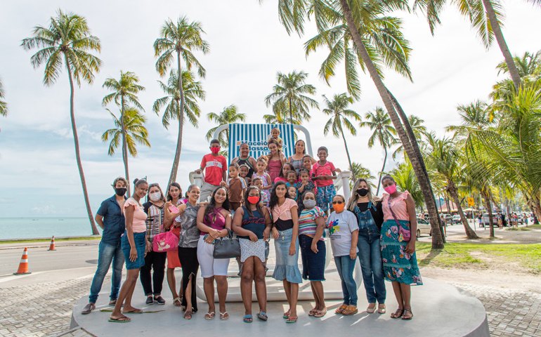 Assistência Social sedia posse do primeiro Coletivo de Mulheres Pretas do conjunto Cidade Sorriso I