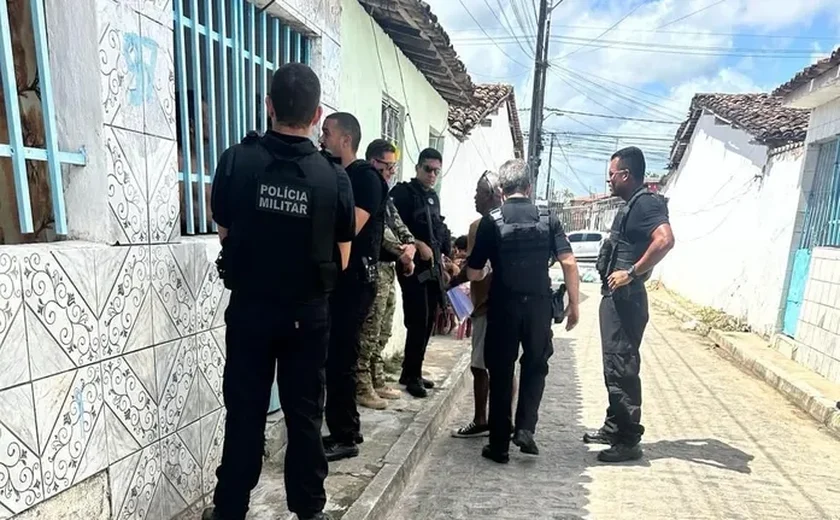 Triplo homicídio: Polícia investiga caso no Clima Bom; vítimas teriam envolvimento com tráfico
