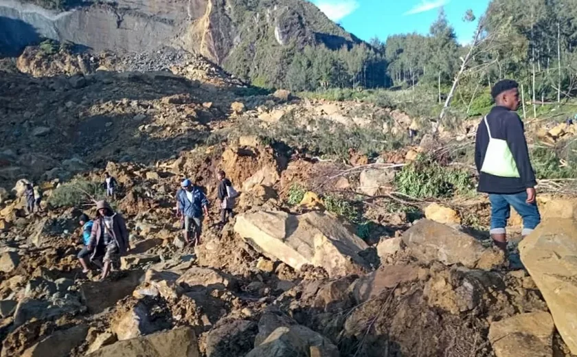 Papua Nova Guiné atualiza contagem da ONU e relata mais de 2 mil pessoas soterradas em deslizamento de terra