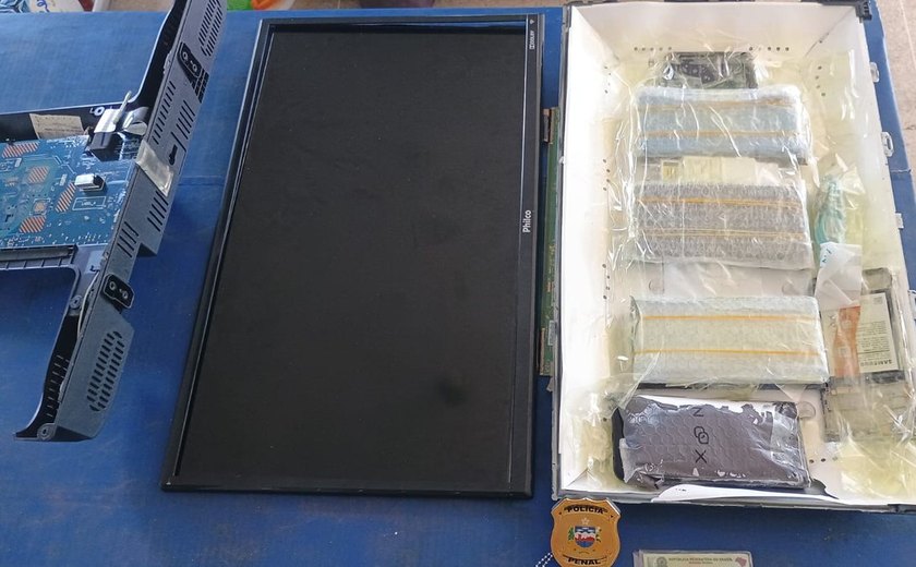 Celulares em TVs: sargento da reserva e mulher são presos ao tentar burlar segurança em presídio de Maceió