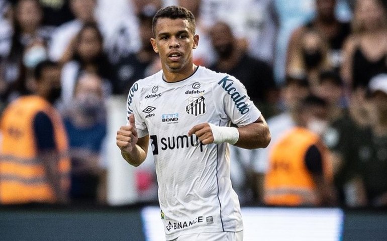 Sandry sofre lesão em treino do Santos e vira desfalque para o resto da temporada
